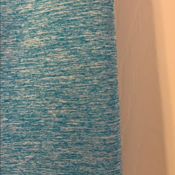 Blue workout top - Picture 2 of 3